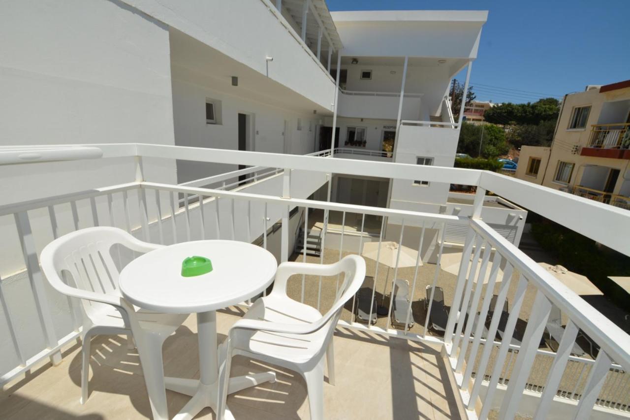 Barbara Hotel Apts Ayia Napa Esterno foto